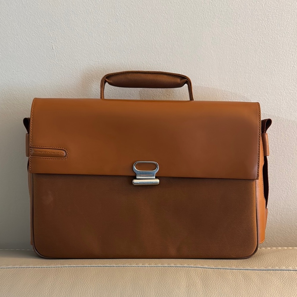 Piquadro Elegant Brown Leather Men's Bag